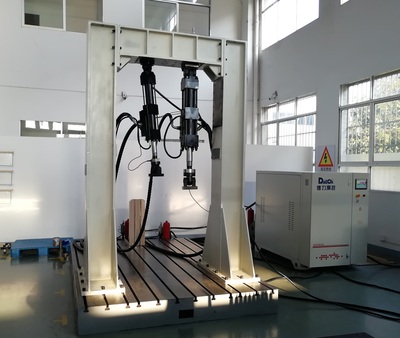 DKTD系列轨道交通零部件双通道协调加载试验台